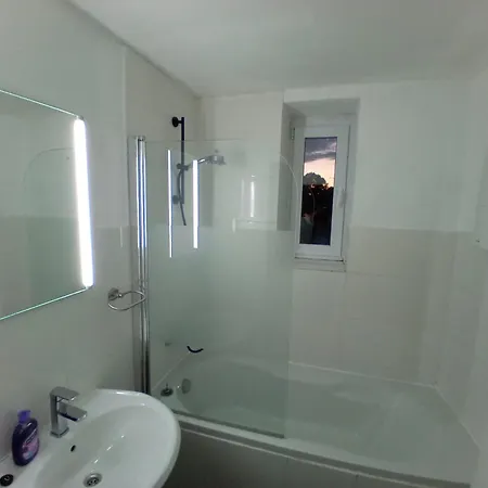 Am Hauptbahnhof 1 Homestay *