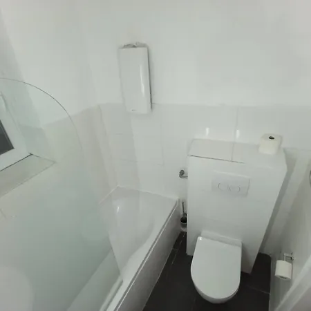 Homestay Am Hauptbahnhof 1 *