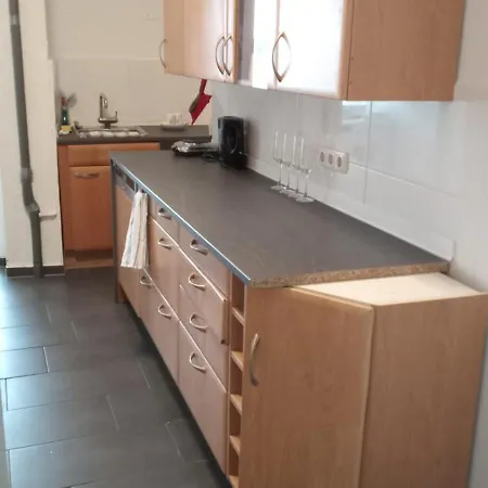 Am Hauptbahnhof 1 Homestay